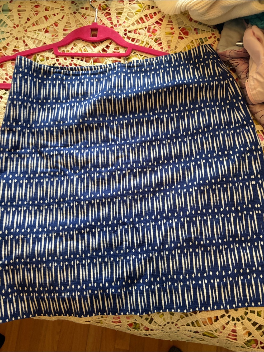 Blue and White Patterned Pencil Skirt